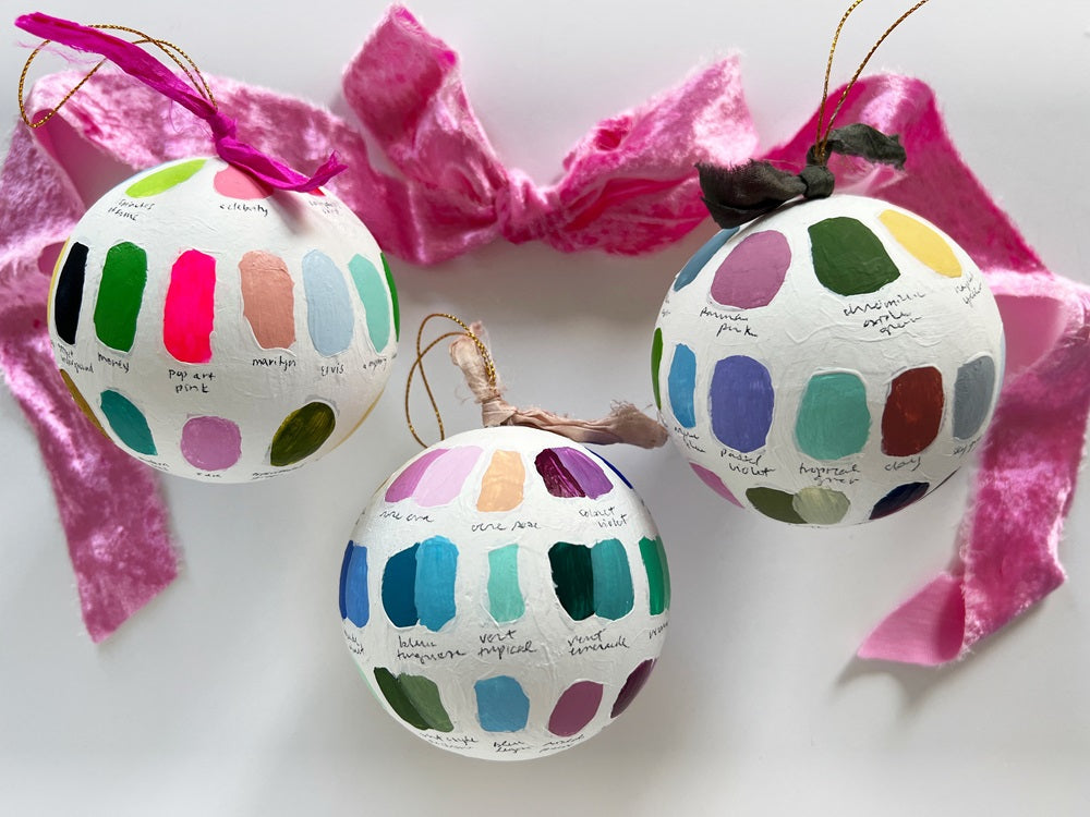 Andy Artist Palette Round Ornament