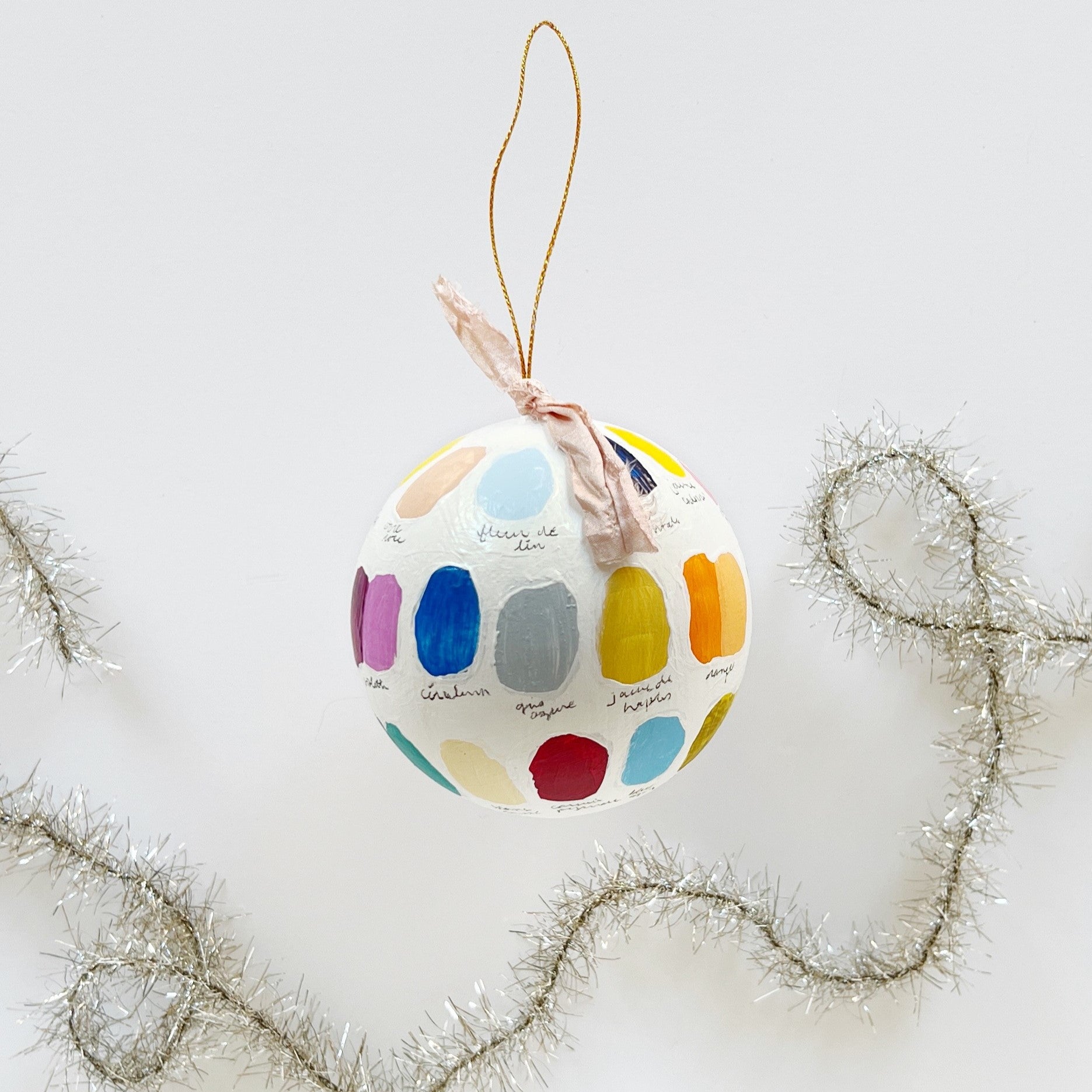 Hilma Artist Palette Round Ornament