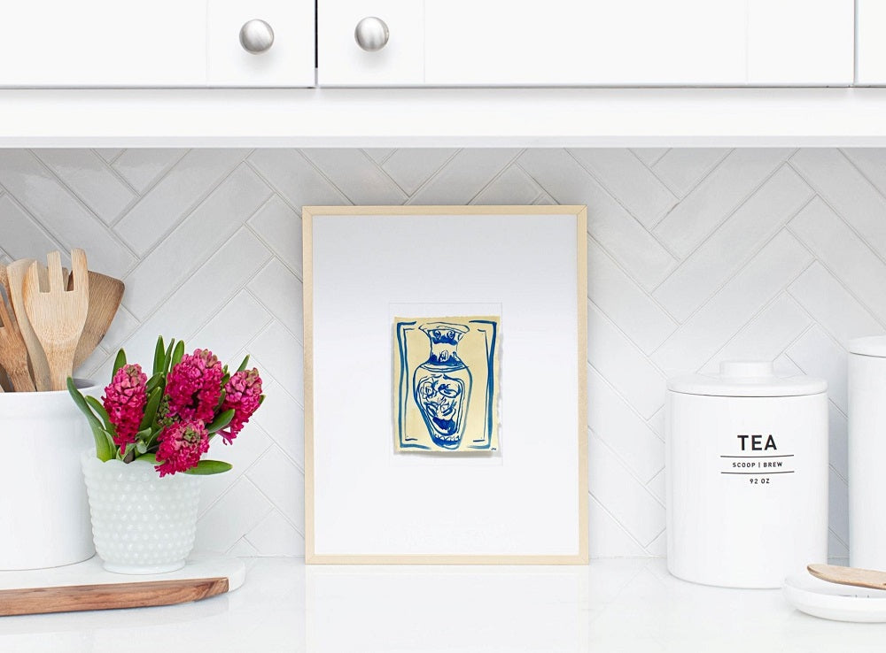 Petit Vase 2, 4.5x6" painting on paper